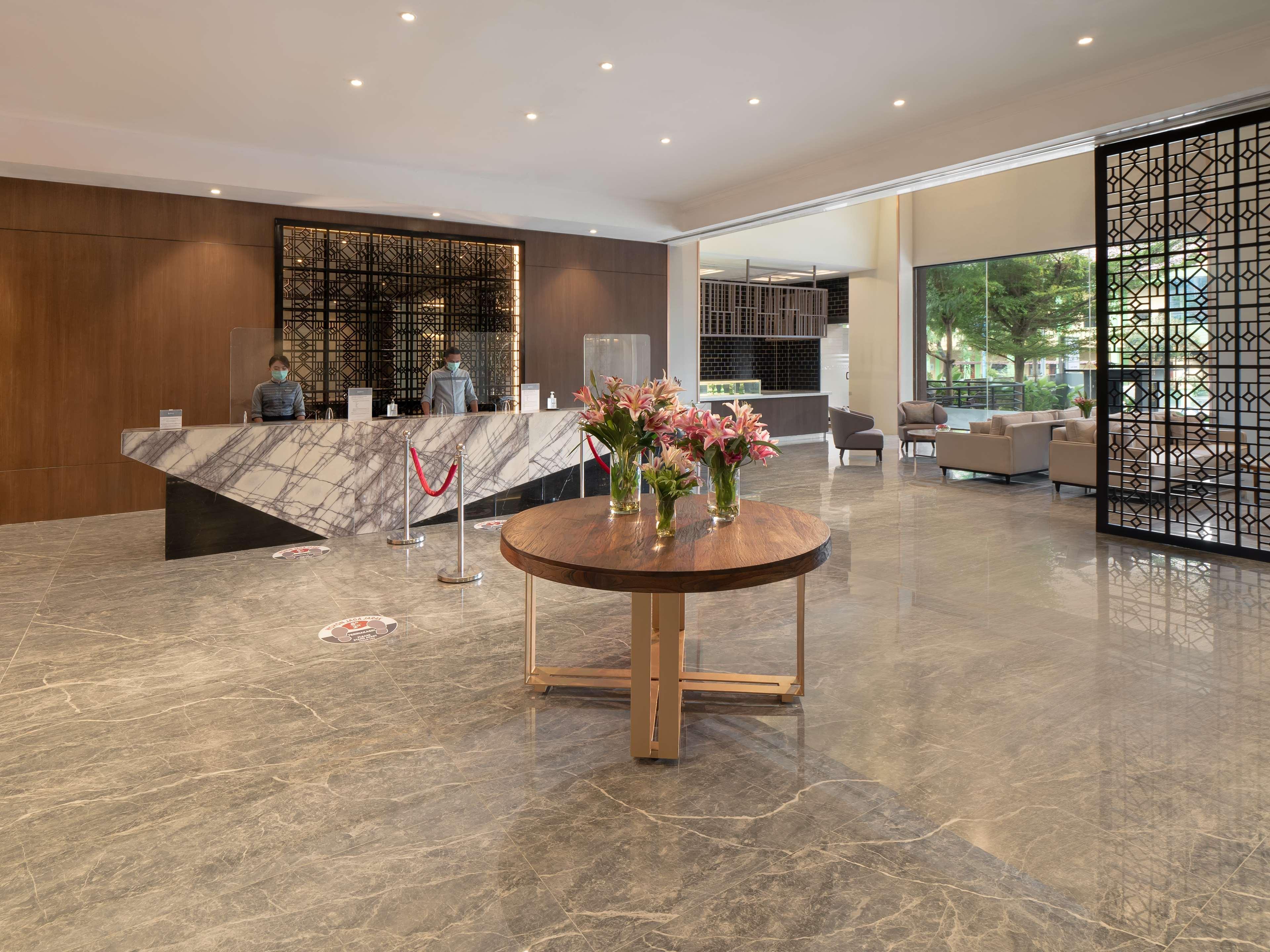 Aiho Hotel Medan Kültér fotó