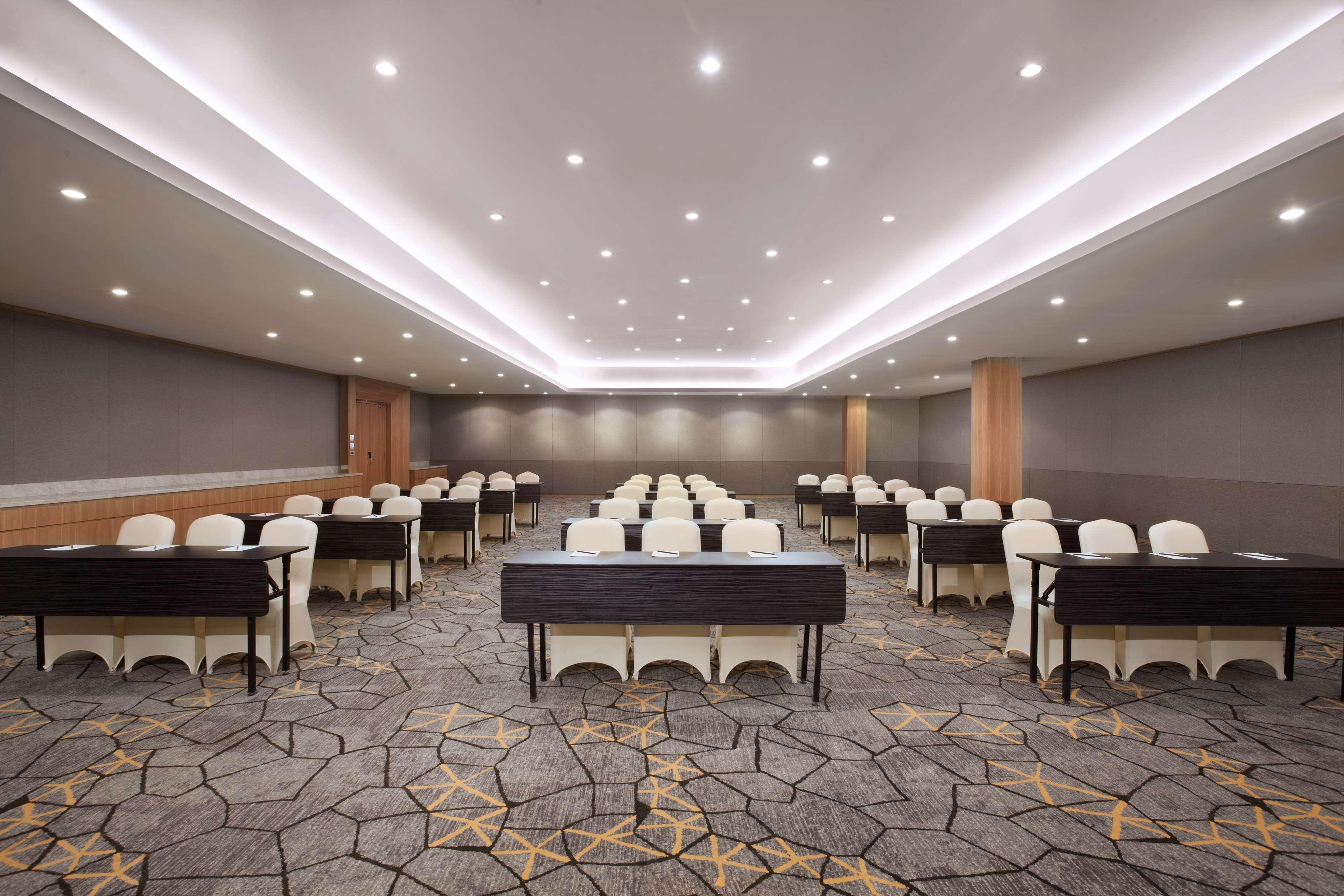 Aiho Hotel Medan Kültér fotó