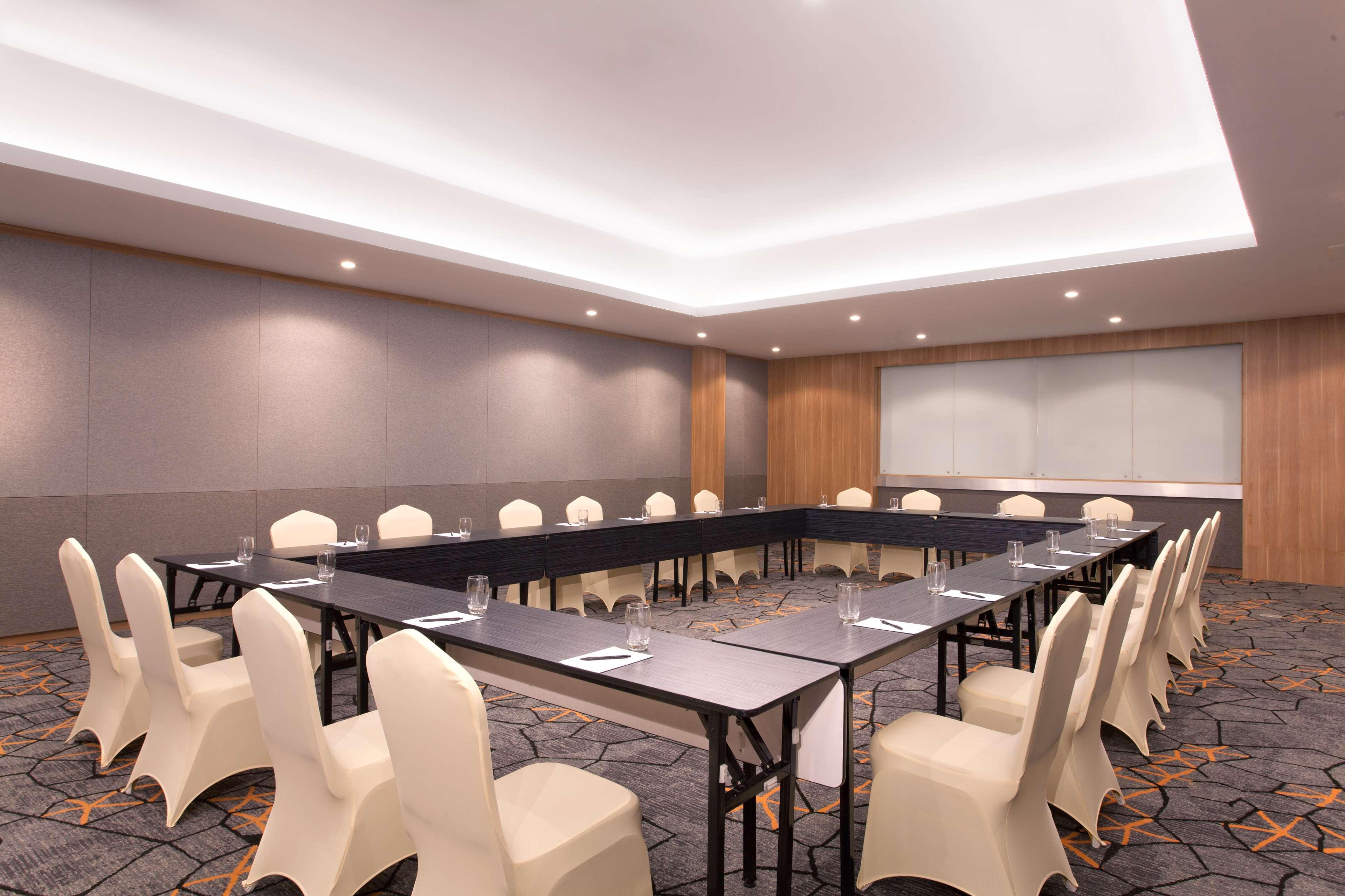 Aiho Hotel Medan Kültér fotó