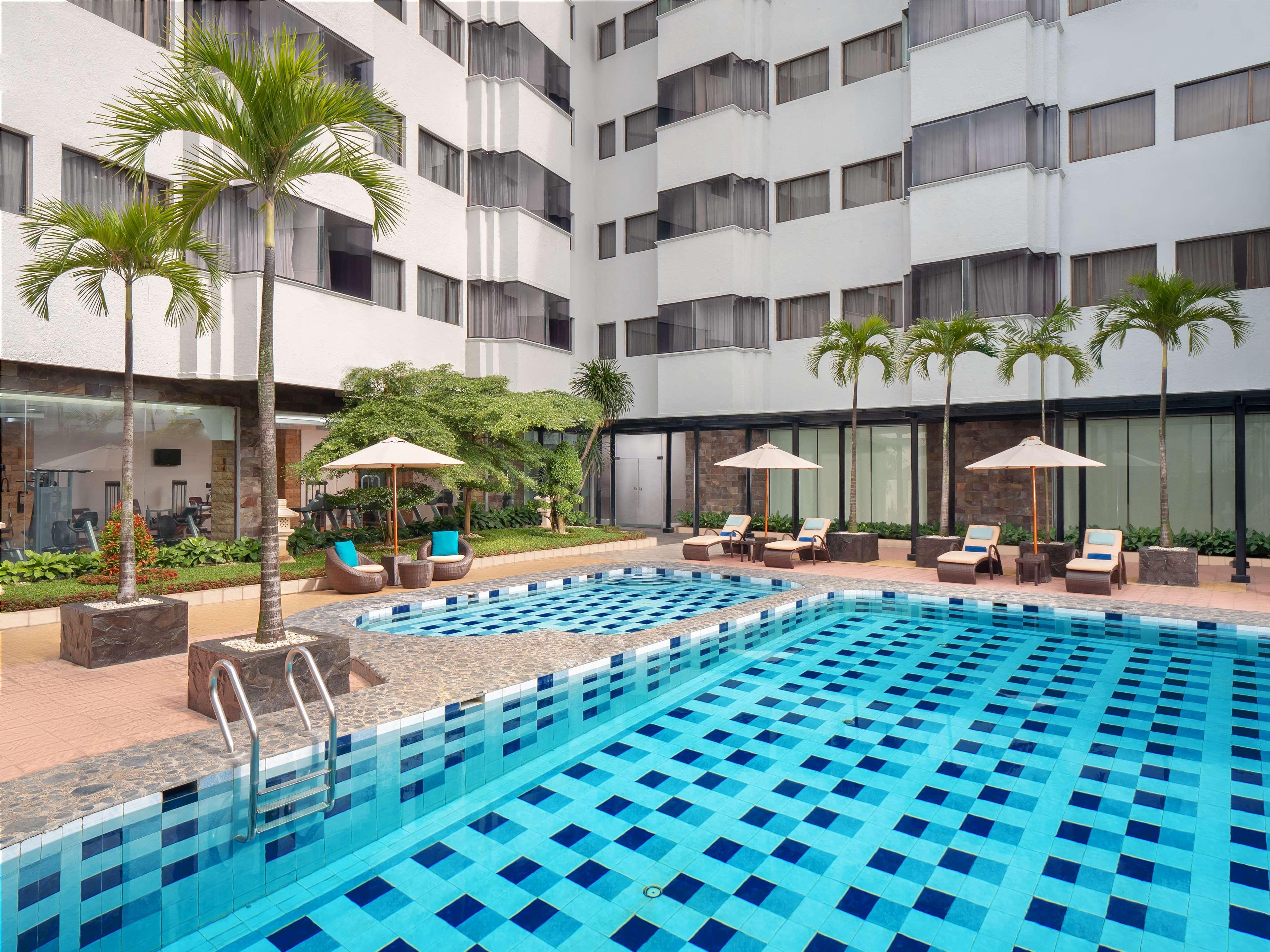 Aiho Hotel Medan Kültér fotó