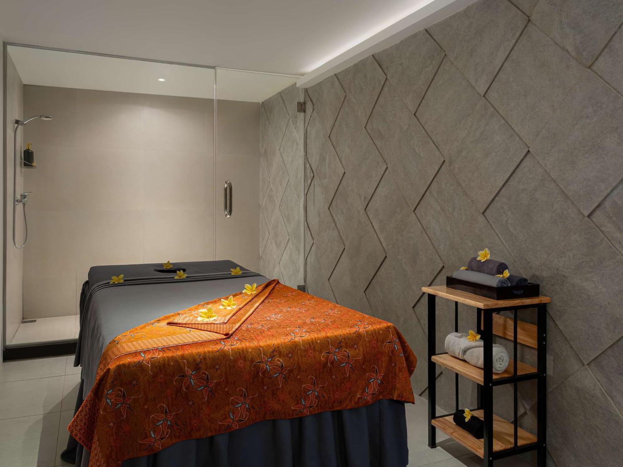 Aiho Hotel Medan Kültér fotó