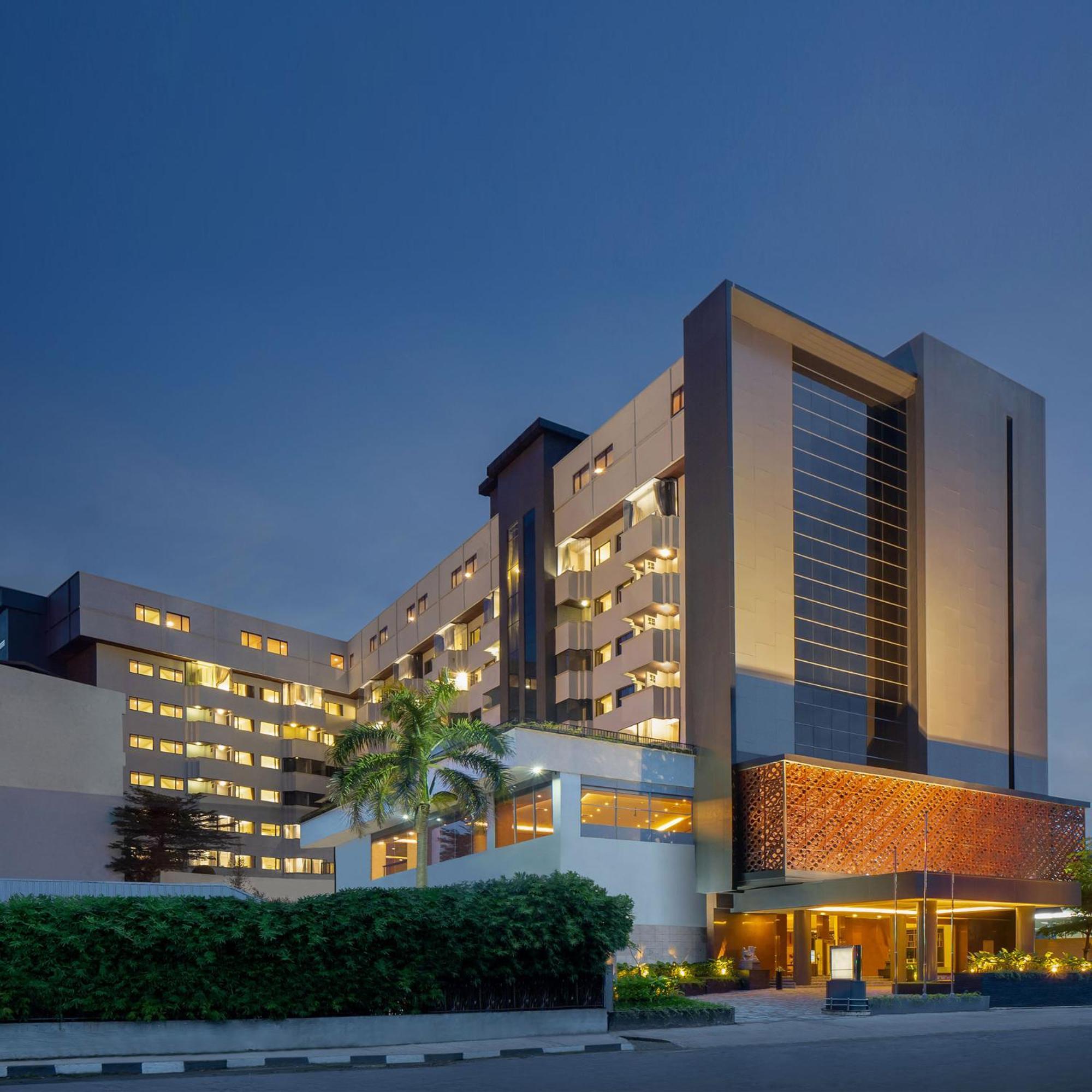 Aiho Hotel Medan Kültér fotó
